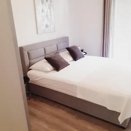 Apartment Tonka Gradac (Split-Dalmatia)