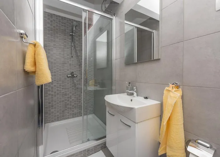 Tonka Διαμέρισμα *