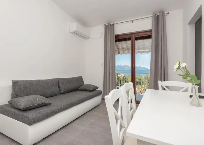 Tonka Διαμέρισμα Gradac (Split-Dalmatia)